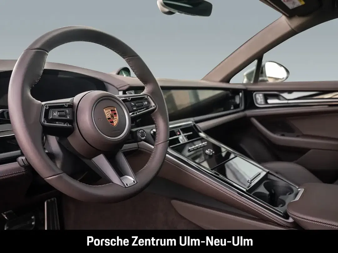 Porsche Panamera - Thumbnail 4