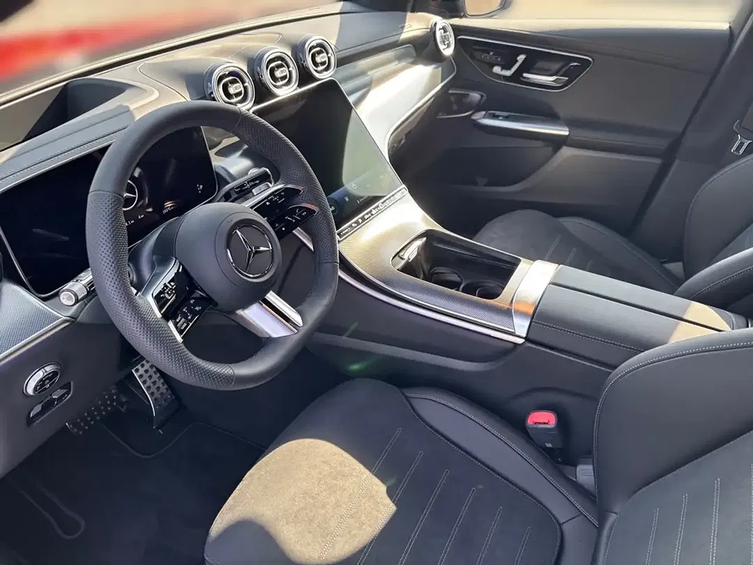 Mercedes-Benz GLC 400 - Thumbnail 7