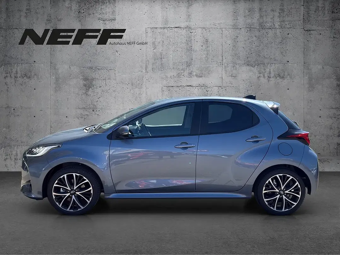 Toyota Yaris - Thumbnail 2