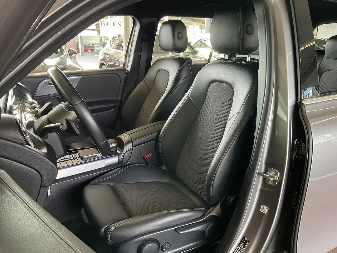 Mercedes-Benz EQB 250 - Thumbnail 7