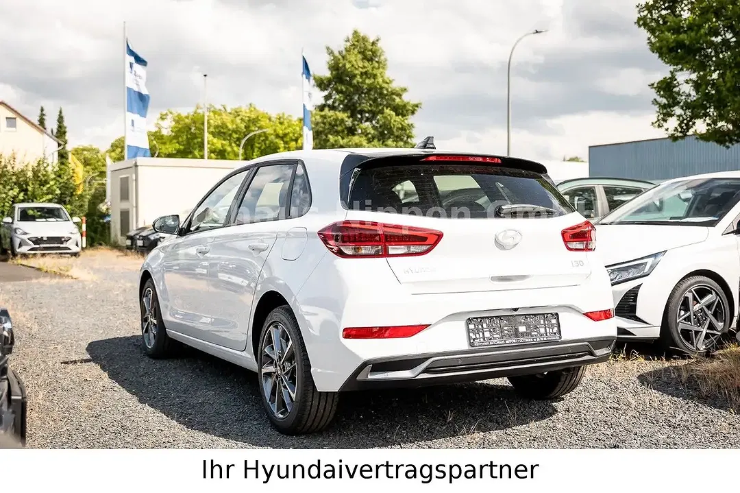 Hyundai i30 - Thumbnail 4