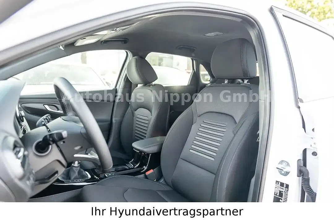 Hyundai i30 - Thumbnail 6