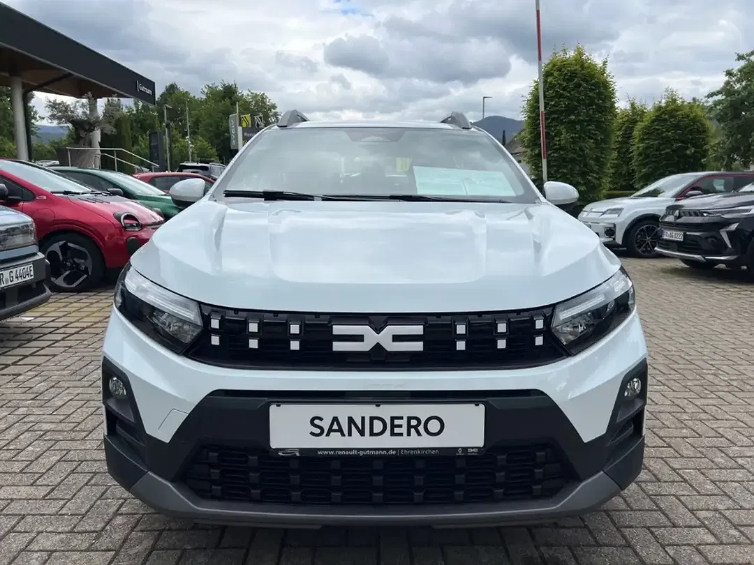 Dacia Sandero - Thumbnail 3