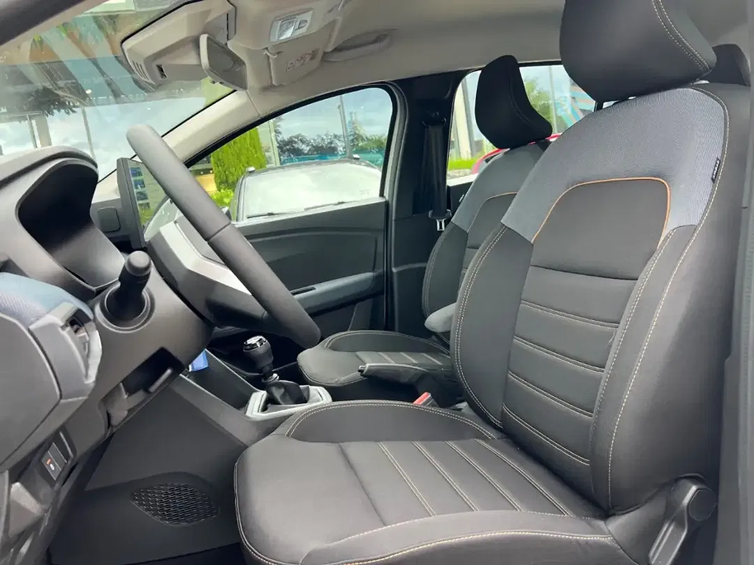 Dacia Sandero - Thumbnail 5