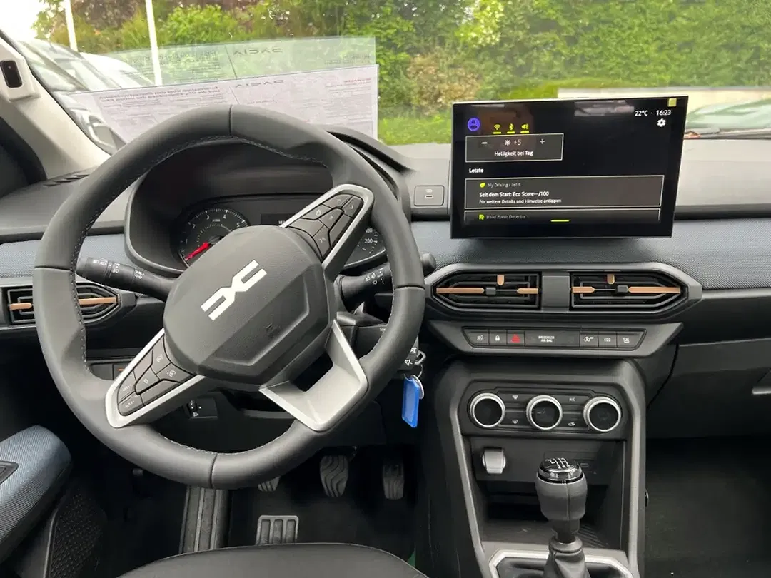 Dacia Sandero - Thumbnail 6