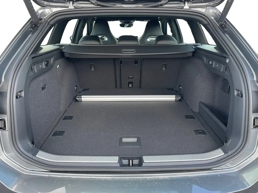Volkswagen Passat Variant - Thumbnail 6