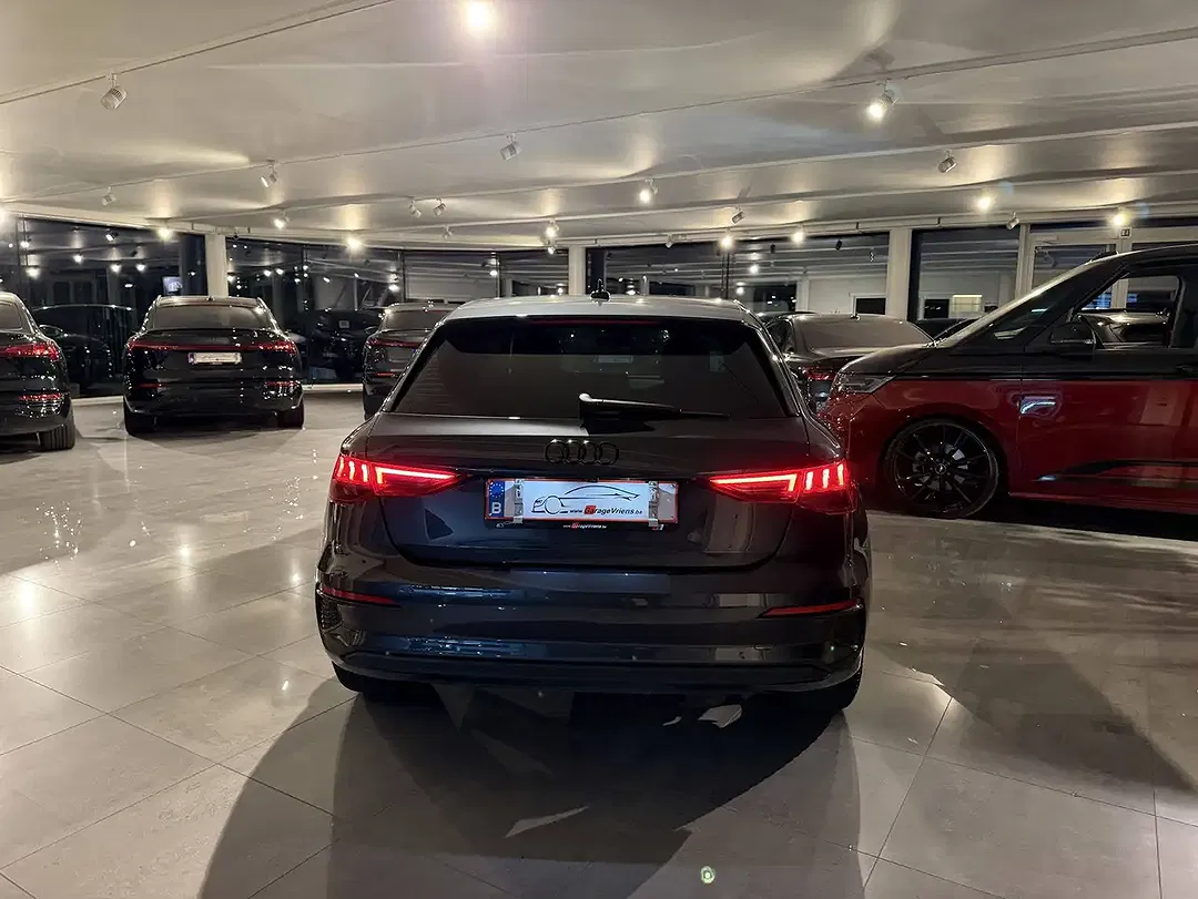 Audi A3 - Thumbnail 2