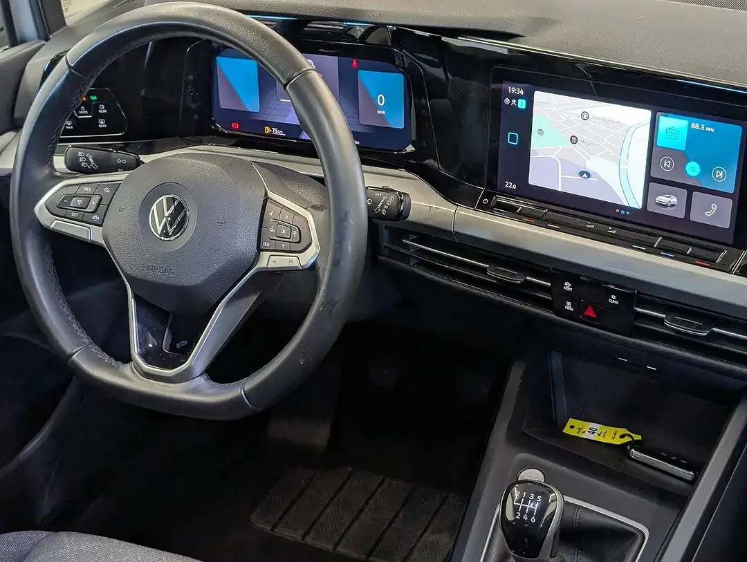 Volkswagen Golf - Thumbnail 8