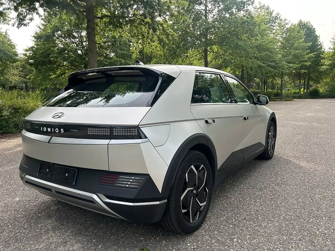 Hyundai IONIQ 5 - Thumbnail 7