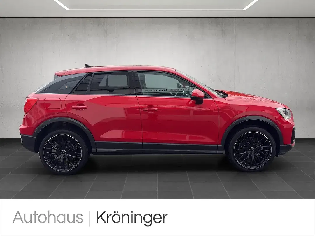 Audi Q2 - Thumbnail 4