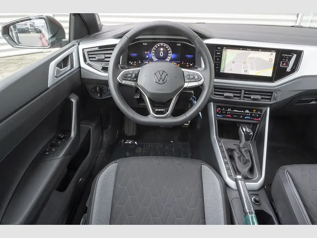 Volkswagen Polo - Thumbnail 13