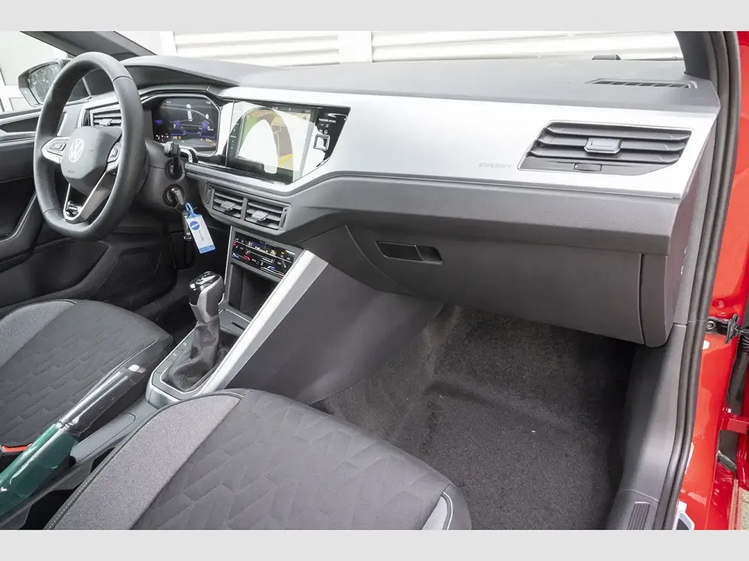 Volkswagen Polo - Thumbnail 8