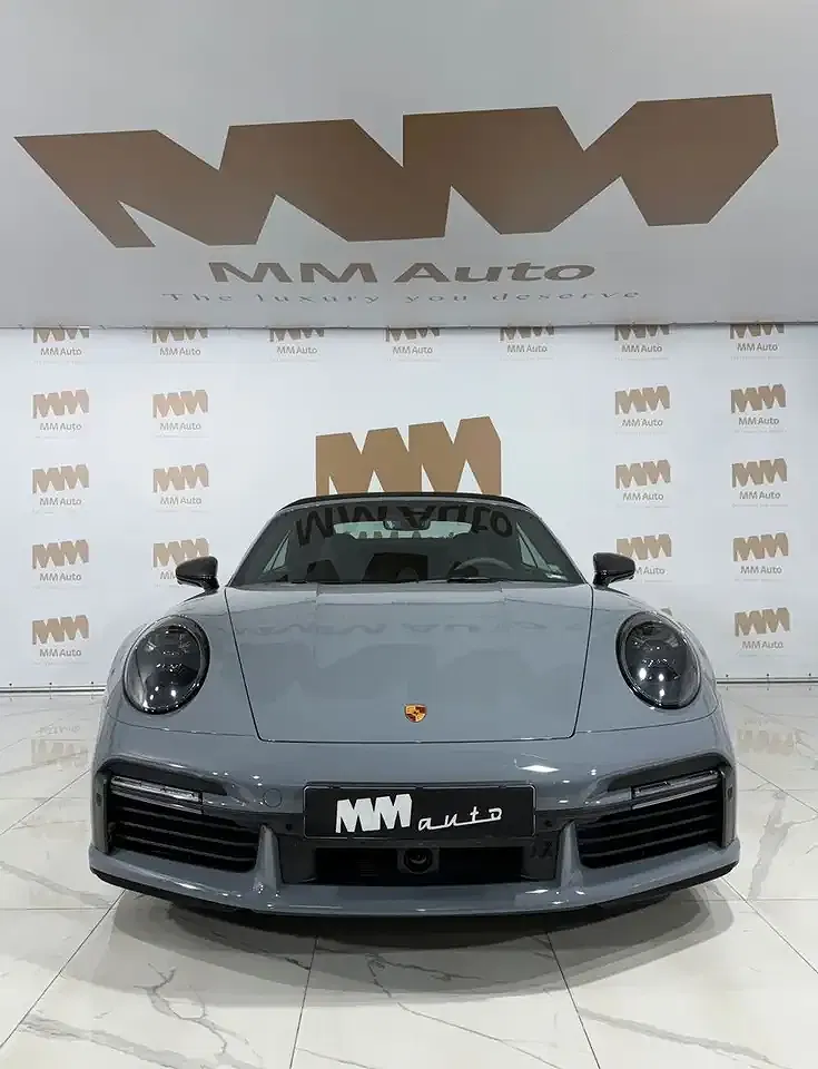 Porsche 992 - Thumbnail 2