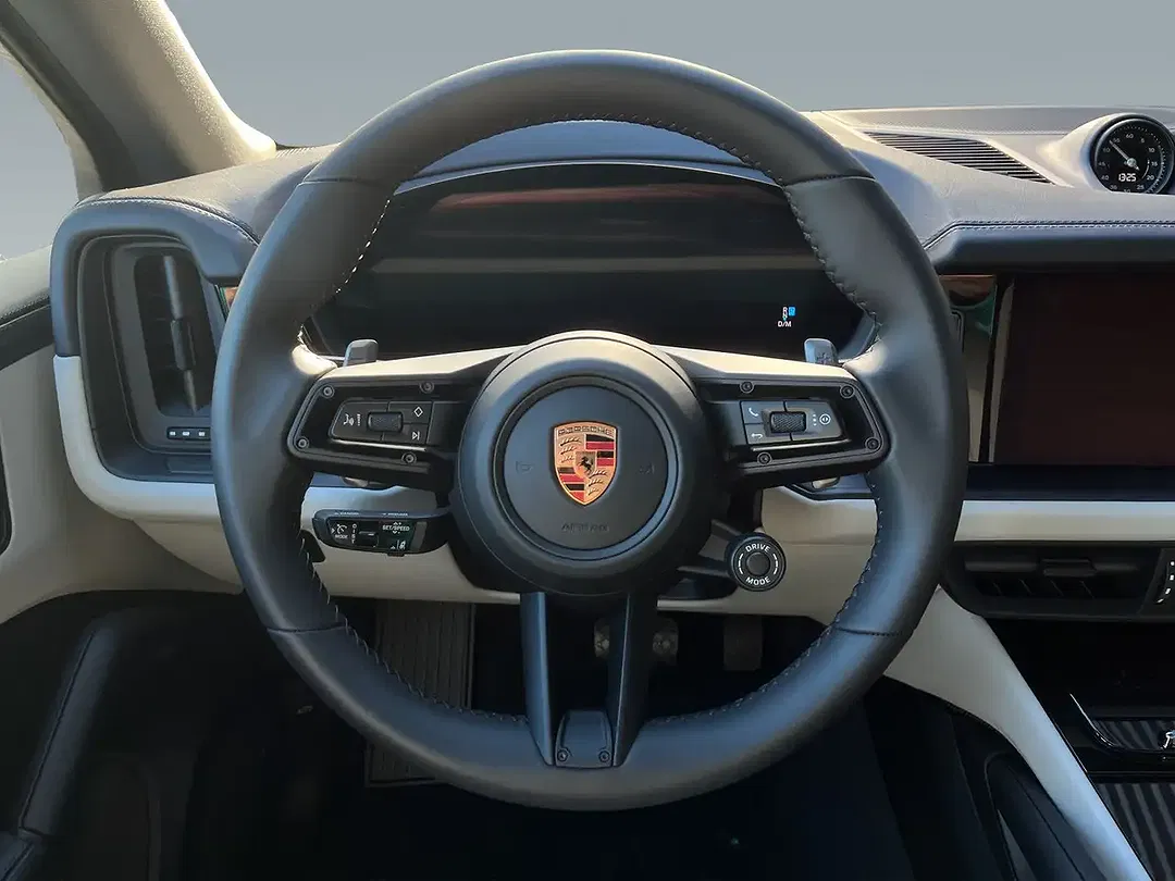 Porsche Cayenne - Thumbnail 10