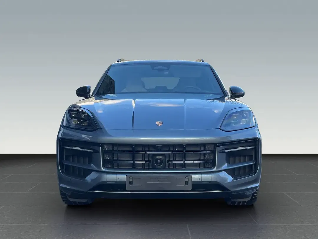 Porsche Cayenne - Thumbnail 6