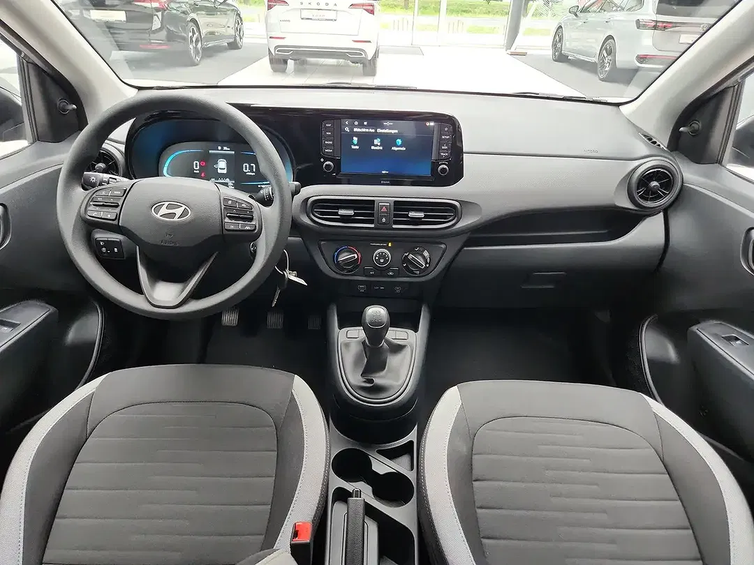 Hyundai i10 - Thumbnail 11