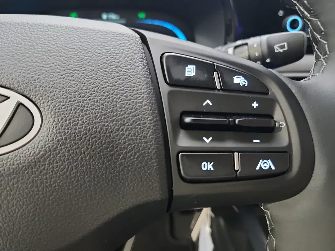 Hyundai i10 - Thumbnail 15