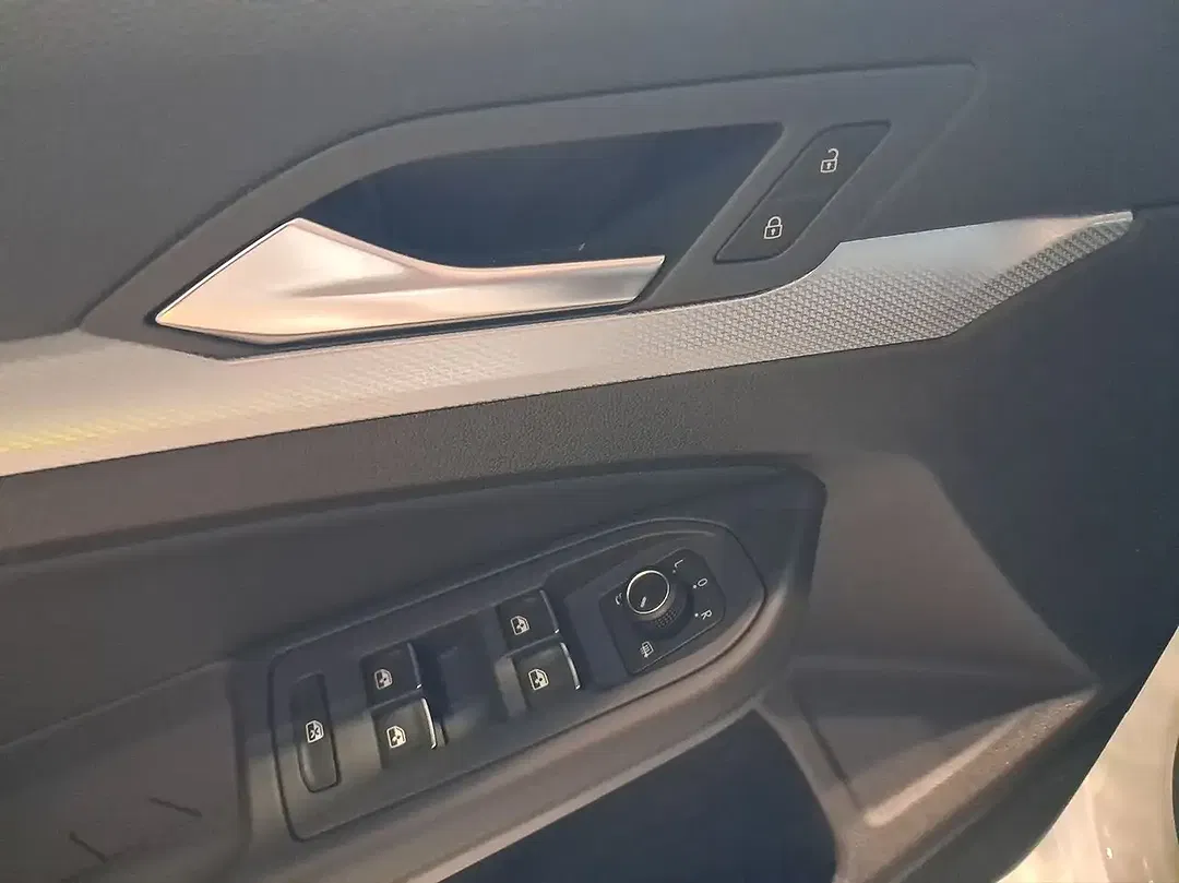 Volkswagen Golf Variant - Thumbnail 11