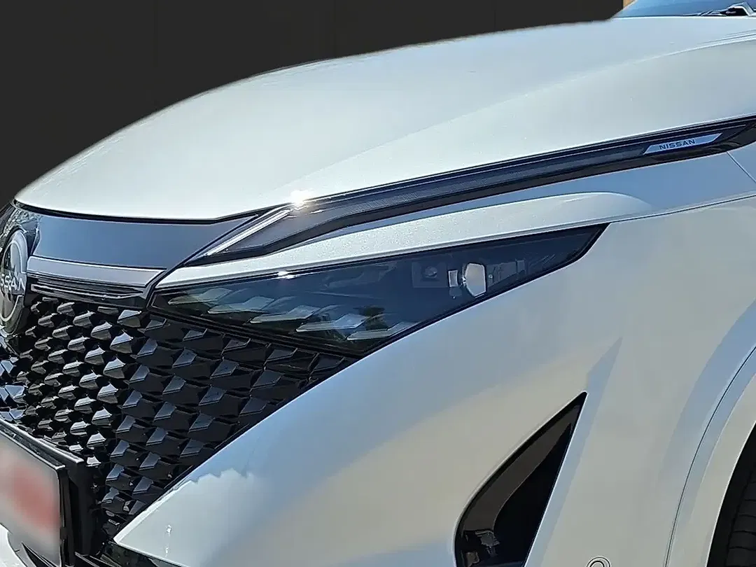 Nissan Qashqai - Thumbnail 6