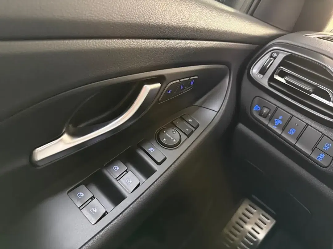 Hyundai i30 - Thumbnail 14