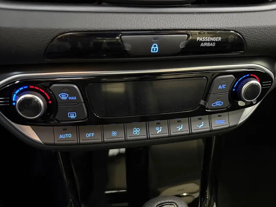Hyundai i30 - Thumbnail 15