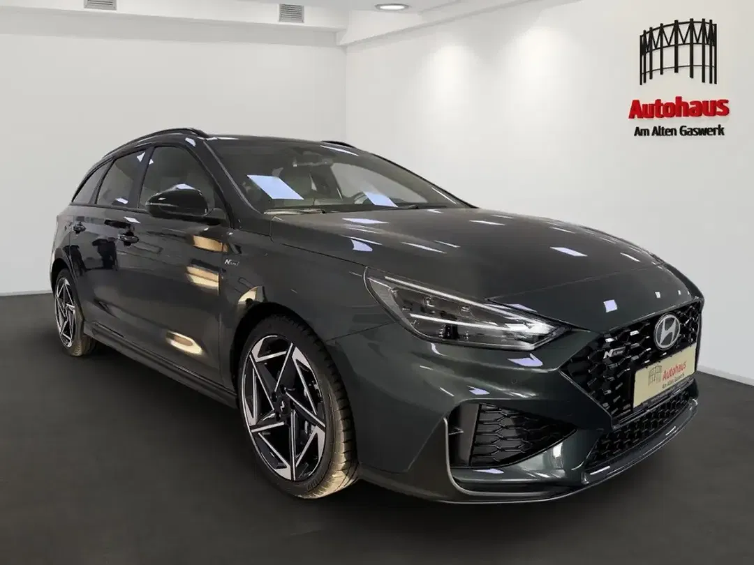 Hyundai i30 - Thumbnail 2