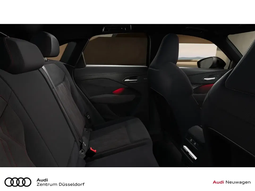 Audi Q3 - Thumbnail 11
