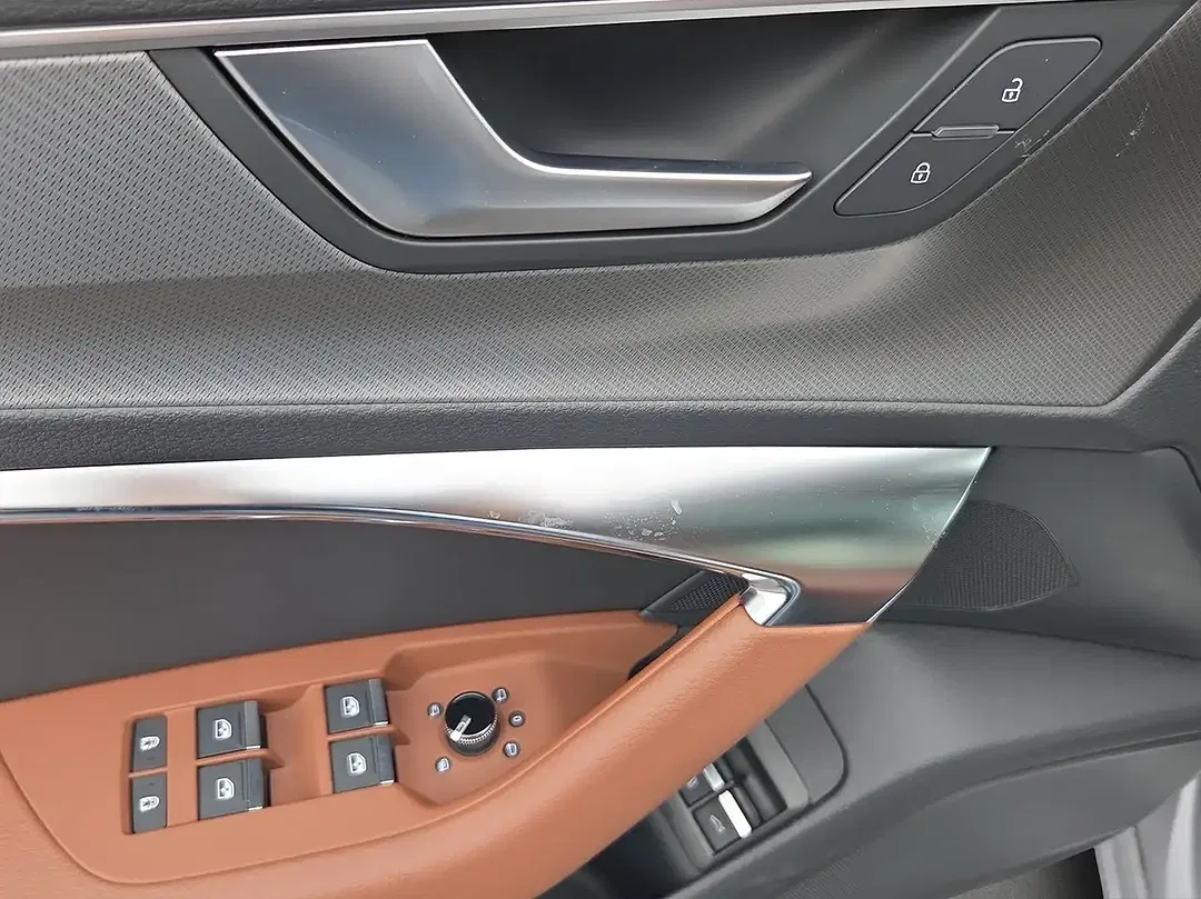 Audi A6 - Thumbnail 12