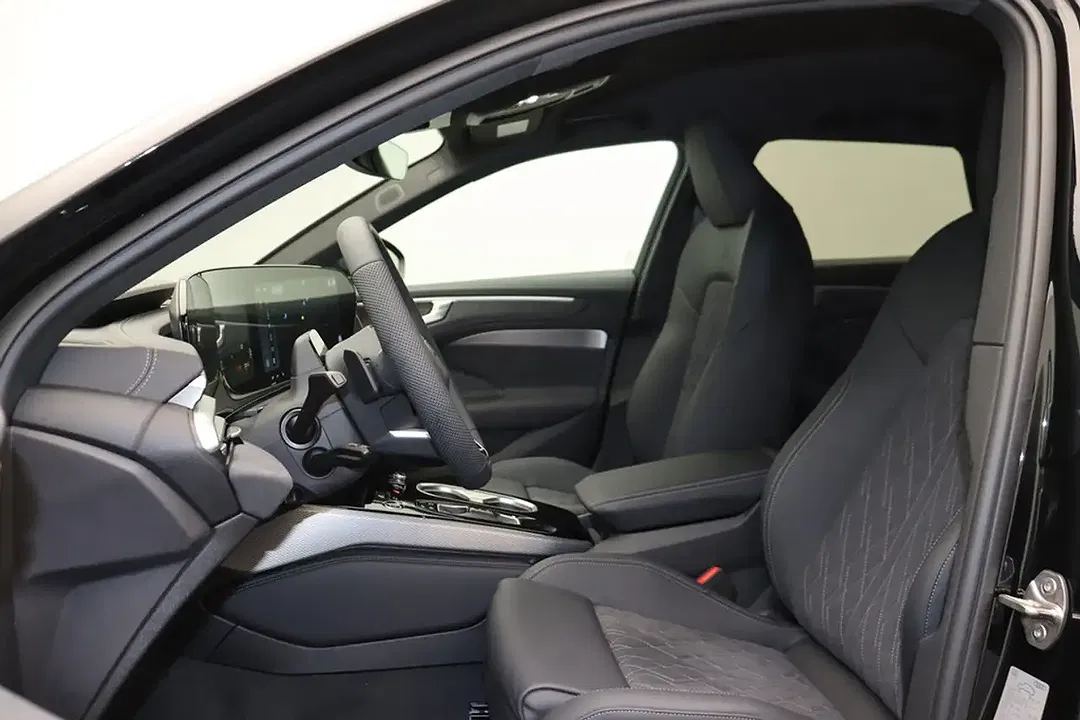 Audi A6 - Thumbnail 9