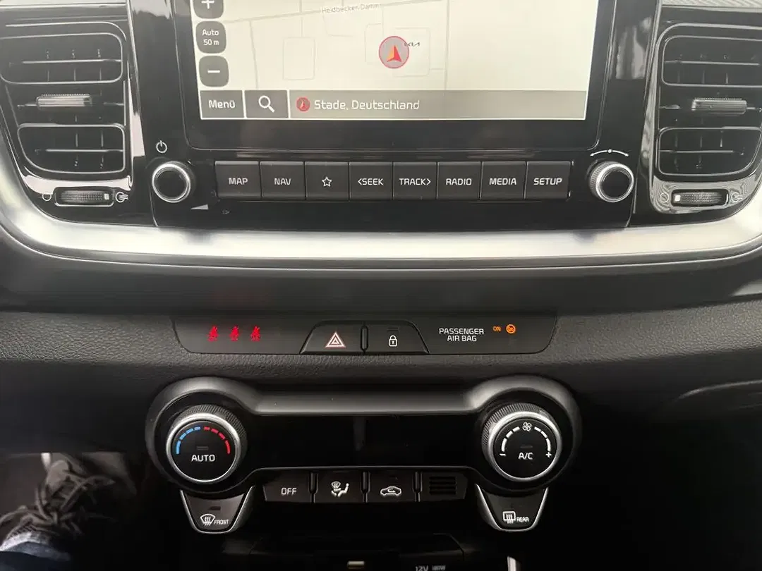 Kia Stonic - Thumbnail 13