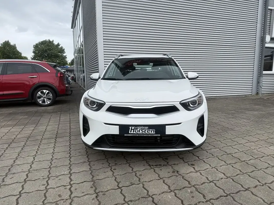 Kia Stonic - Thumbnail 2