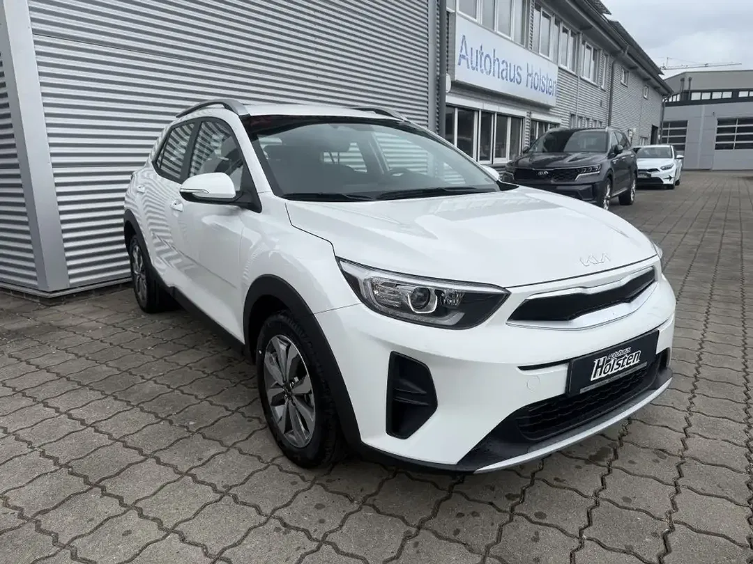 Kia Stonic - Thumbnail 3