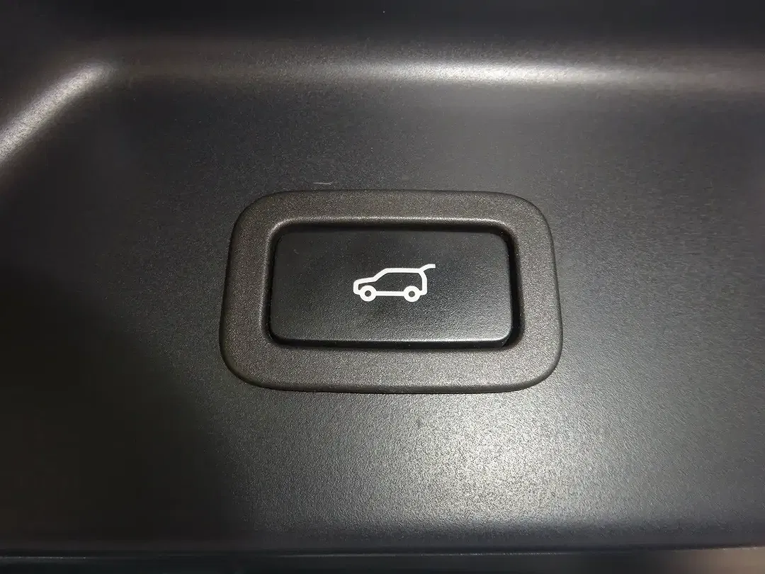 Land Rover Range Rover - Thumbnail 13