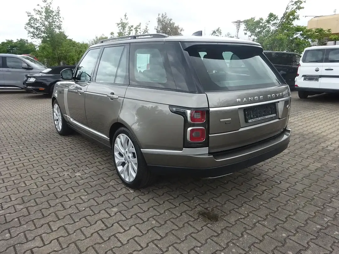 Land Rover Range Rover - Thumbnail 3