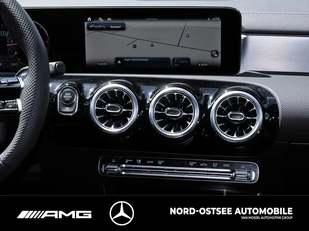 Mercedes-Benz CLA 200 - Thumbnail 10