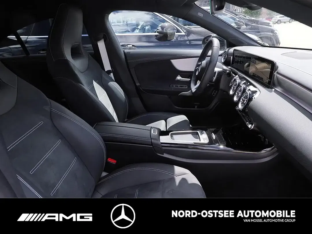 Mercedes-Benz CLA 200 - Thumbnail 11
