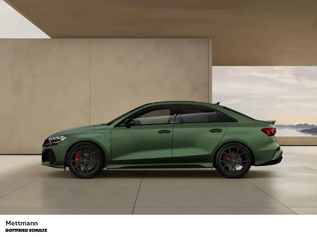 Audi RS3 - Thumbnail 3