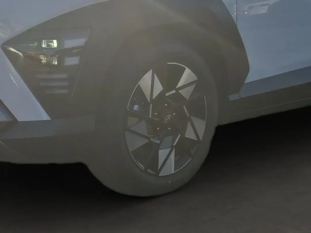 Hyundai KONA - Thumbnail 5