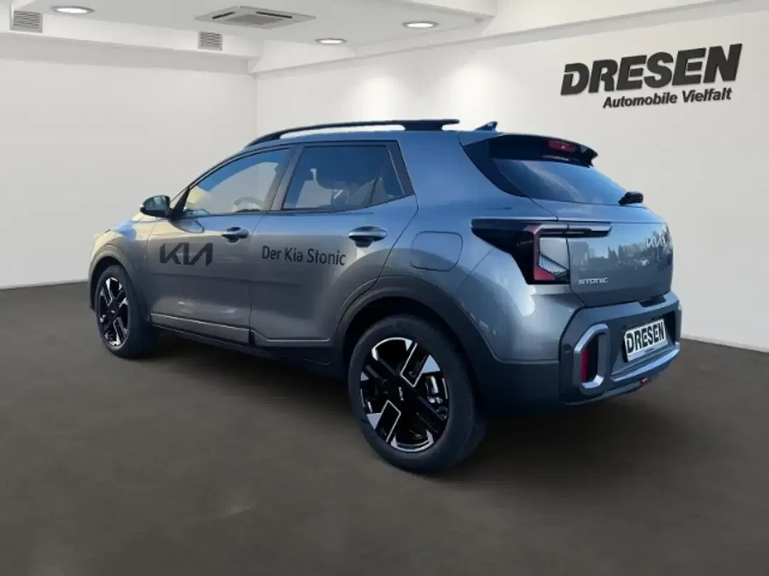 Kia Stonic - Thumbnail 3