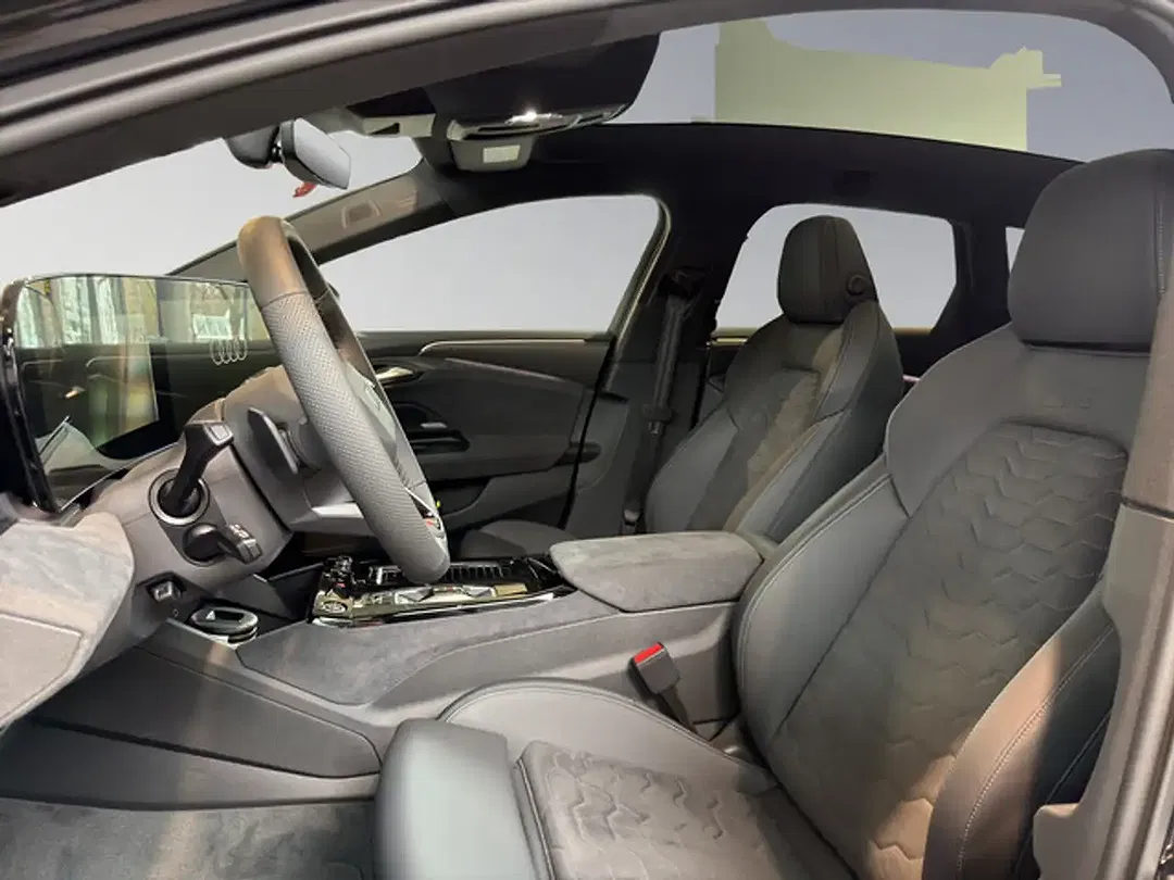 Audi A6 e-tron - Thumbnail 11