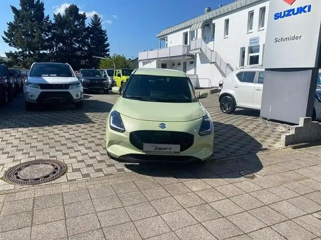 Suzuki Swift - Thumbnail 3