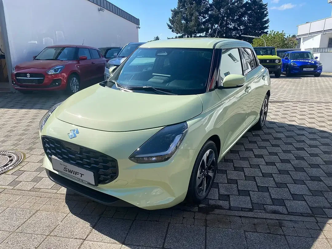 Suzuki Swift - Thumbnail 4