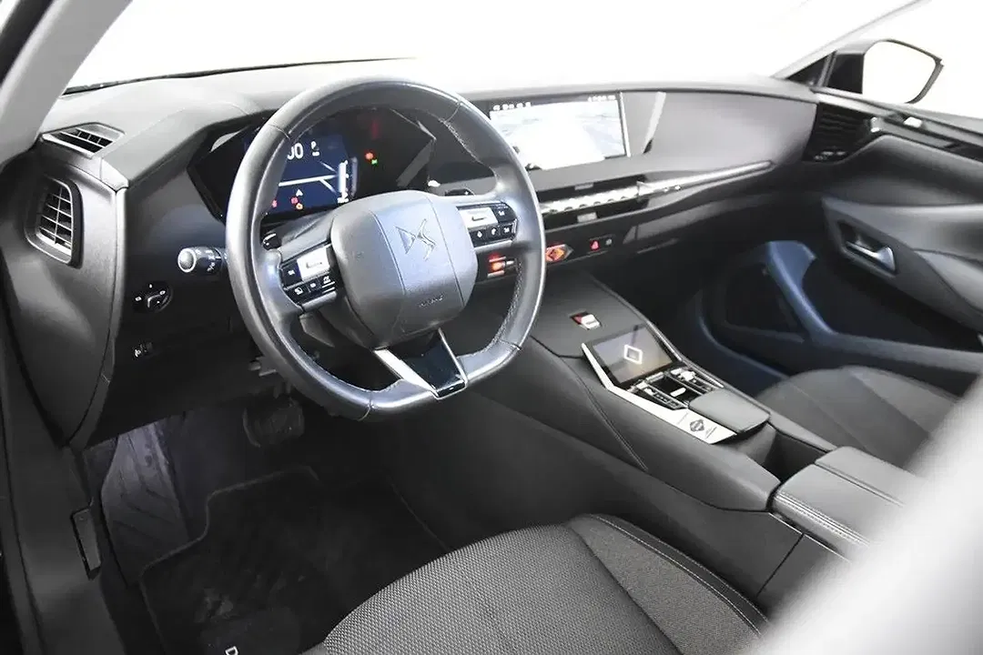 DS Automobiles DS 4 - Thumbnail 9