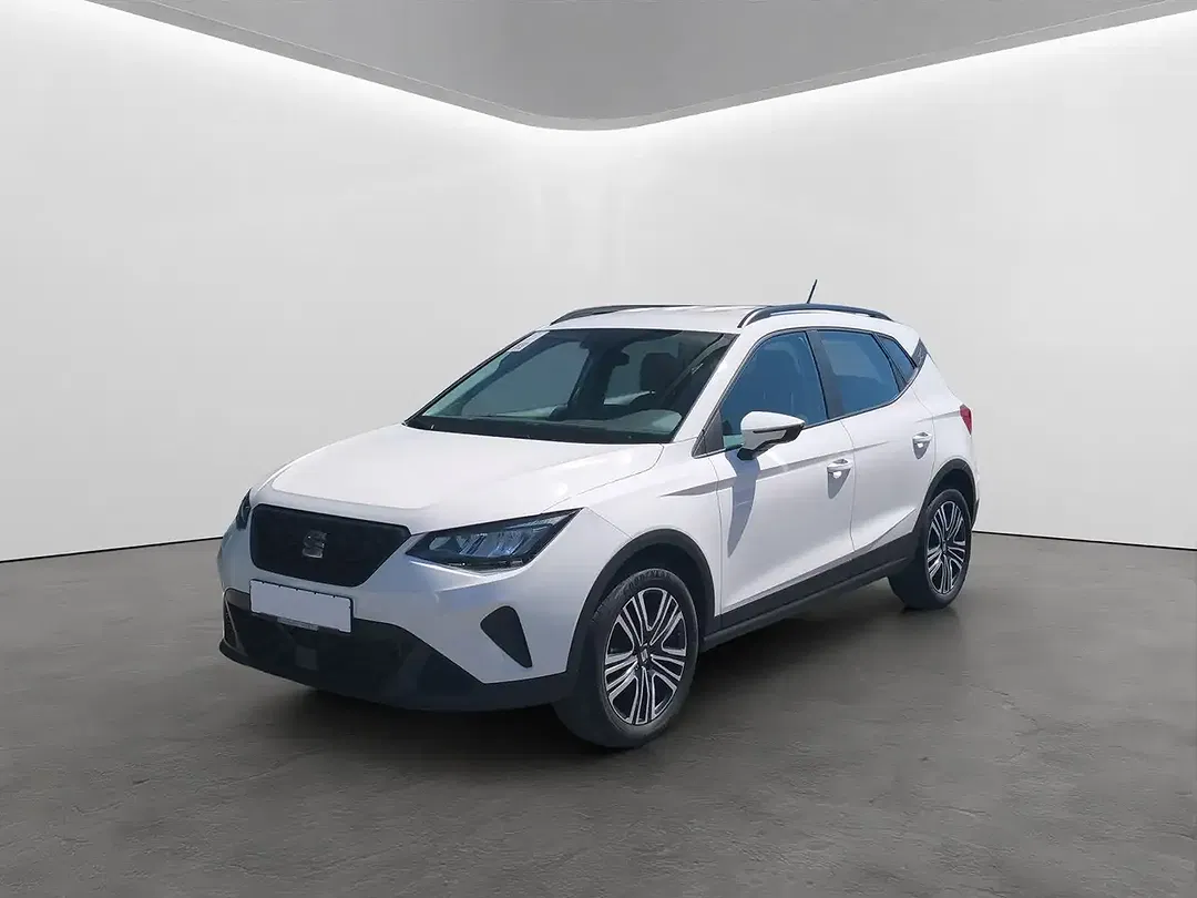 SEAT Arona - Thumbnail 2