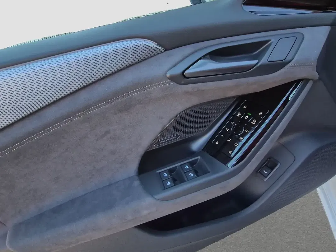 Audi A6 - Thumbnail 11