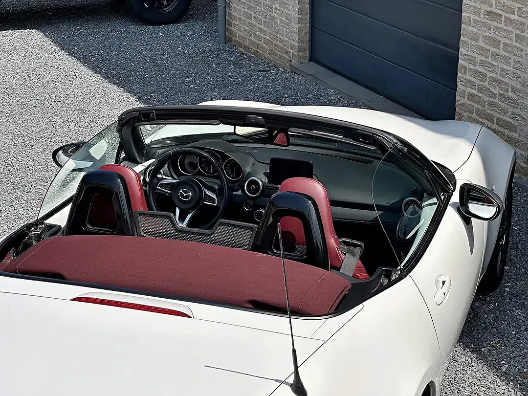 Mazda MX-5 - Thumbnail 10