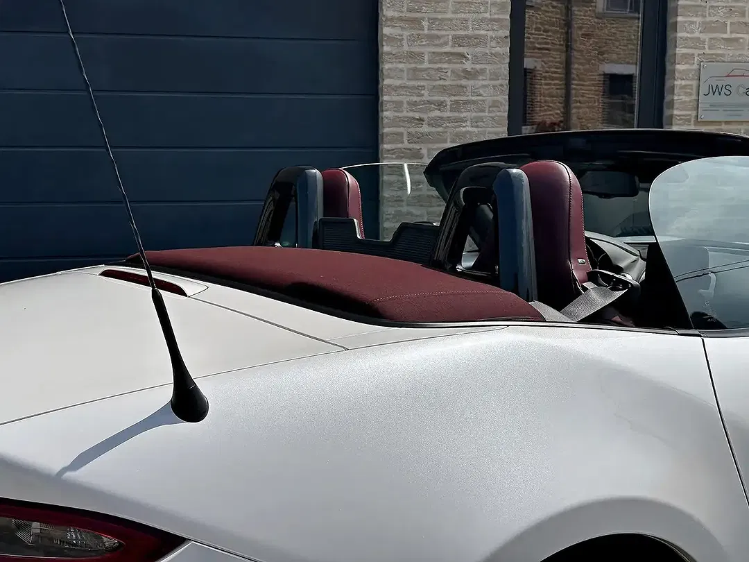 Mazda MX-5 - Thumbnail 11