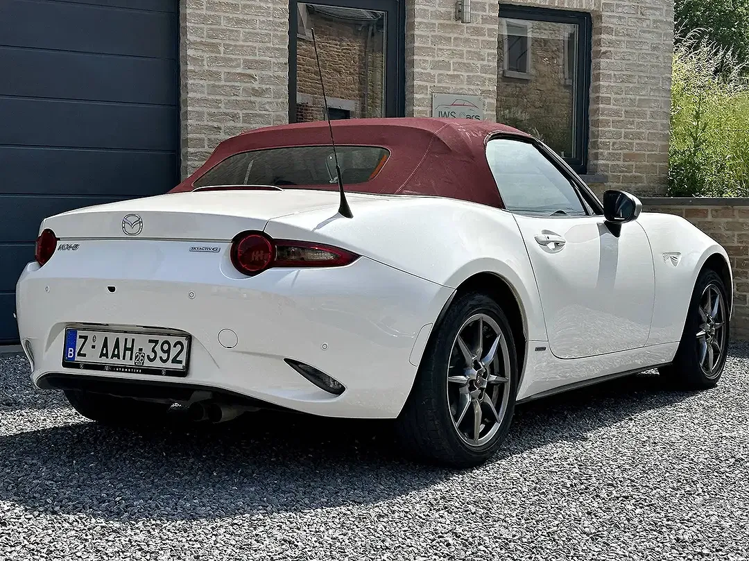 Mazda MX-5 - Thumbnail 5