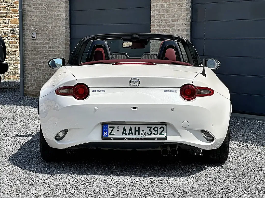 Mazda MX-5 - Thumbnail 9