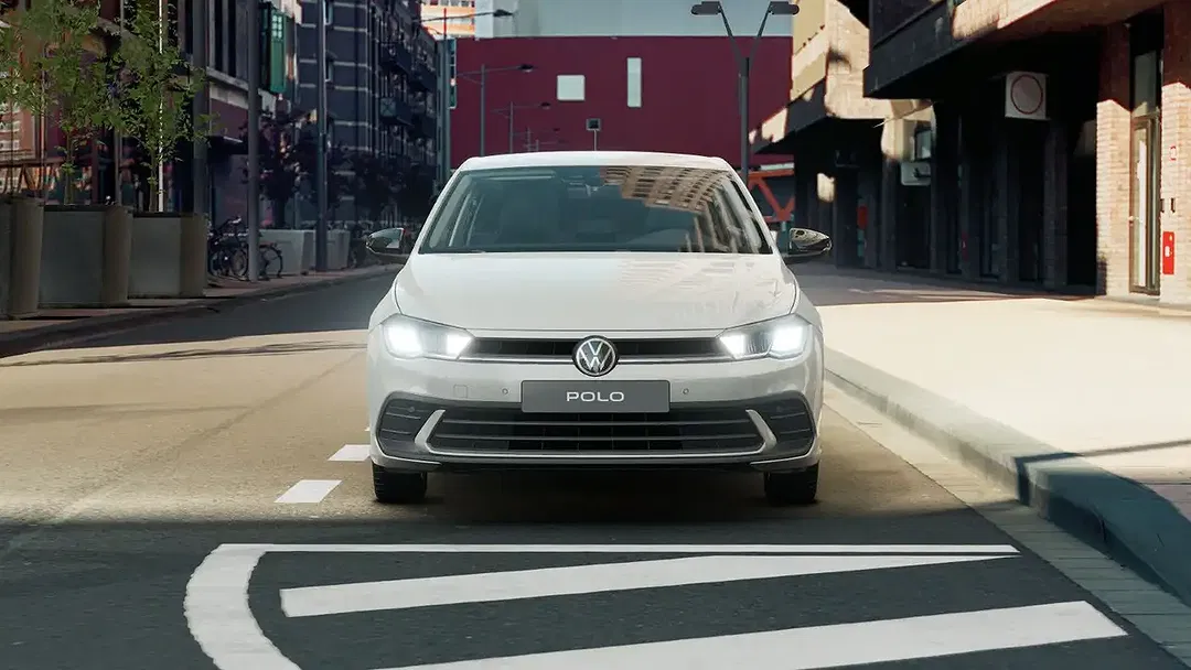 Volkswagen Polo - Thumbnail 10
